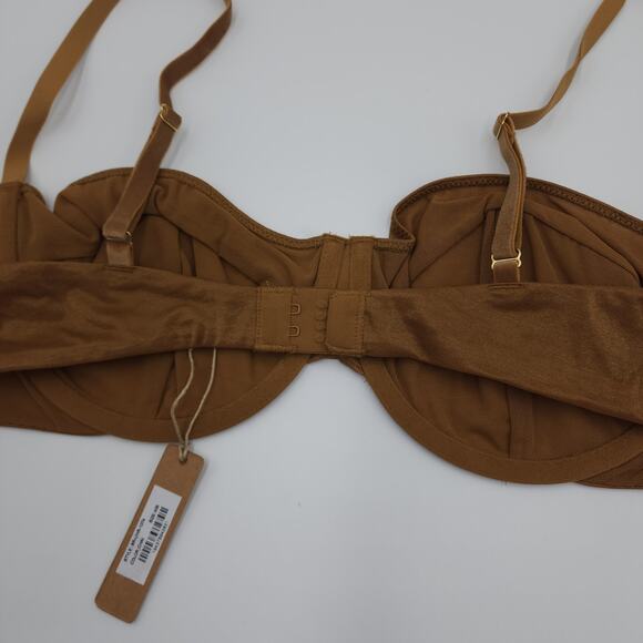 SKIMS Glissenette Underwired Bra in Chai Size 40B - Picture 6 of 8